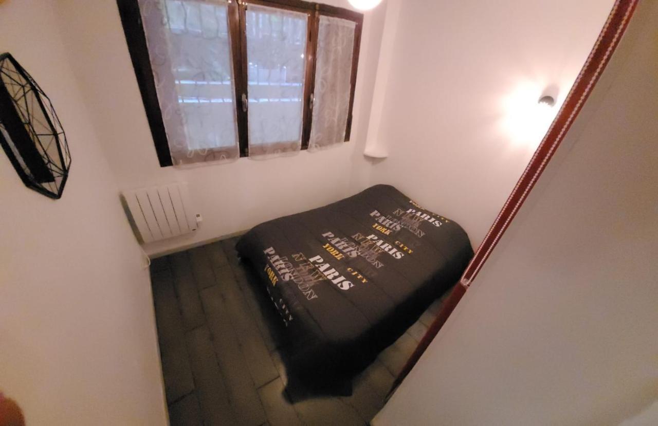 Au Calme, 200M Du Centre T2 Avec Balcon Et Parking Lejlighed Cassis Eksteriør billede
