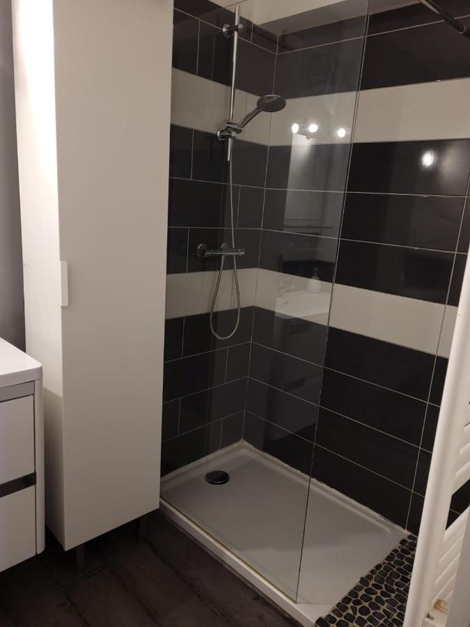 Au Calme, 200M Du Centre T2 Avec Balcon Et Parking Lejlighed Cassis Eksteriør billede