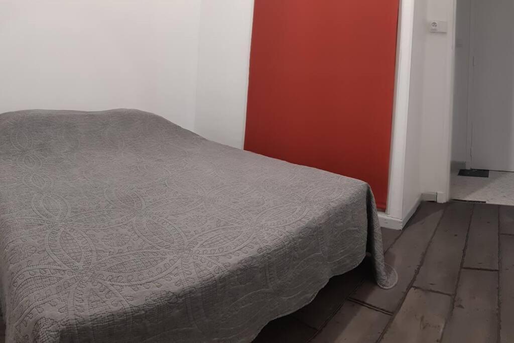 Au Calme, 200M Du Centre T2 Avec Balcon Et Parking Lejlighed Cassis Eksteriør billede
